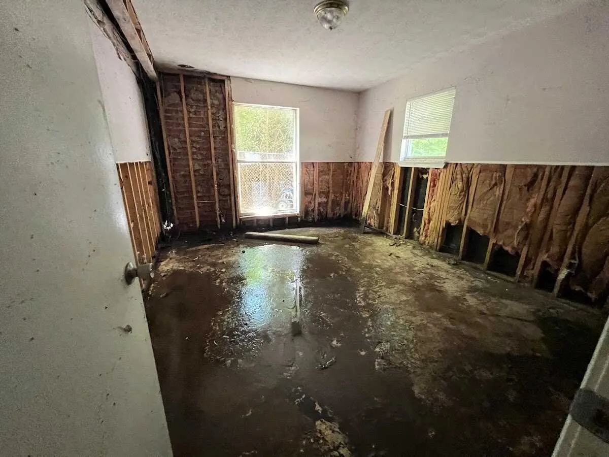 Water Damage Restoration services in Clarkstown, NY